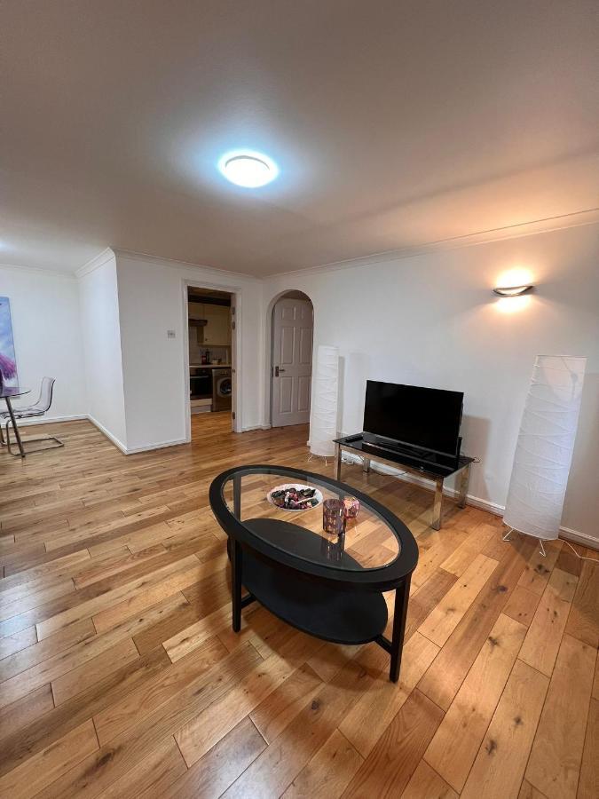Meridian Stays Canary Wharf Close To Excel And O2 ลอนดอน ภายนอก รูปภาพ