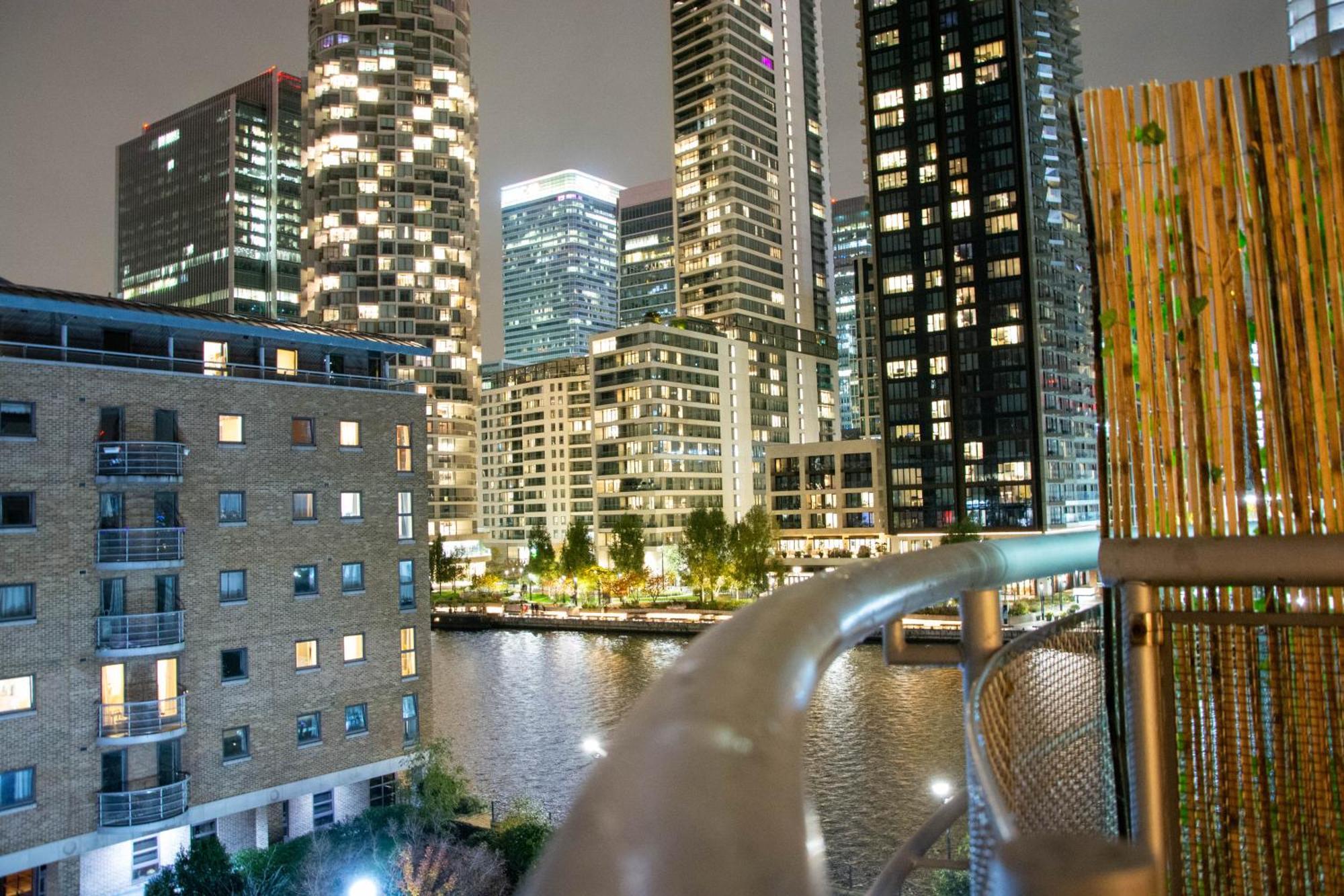 Meridian Stays Canary Wharf Close To Excel And O2 ลอนดอน ภายนอก รูปภาพ
