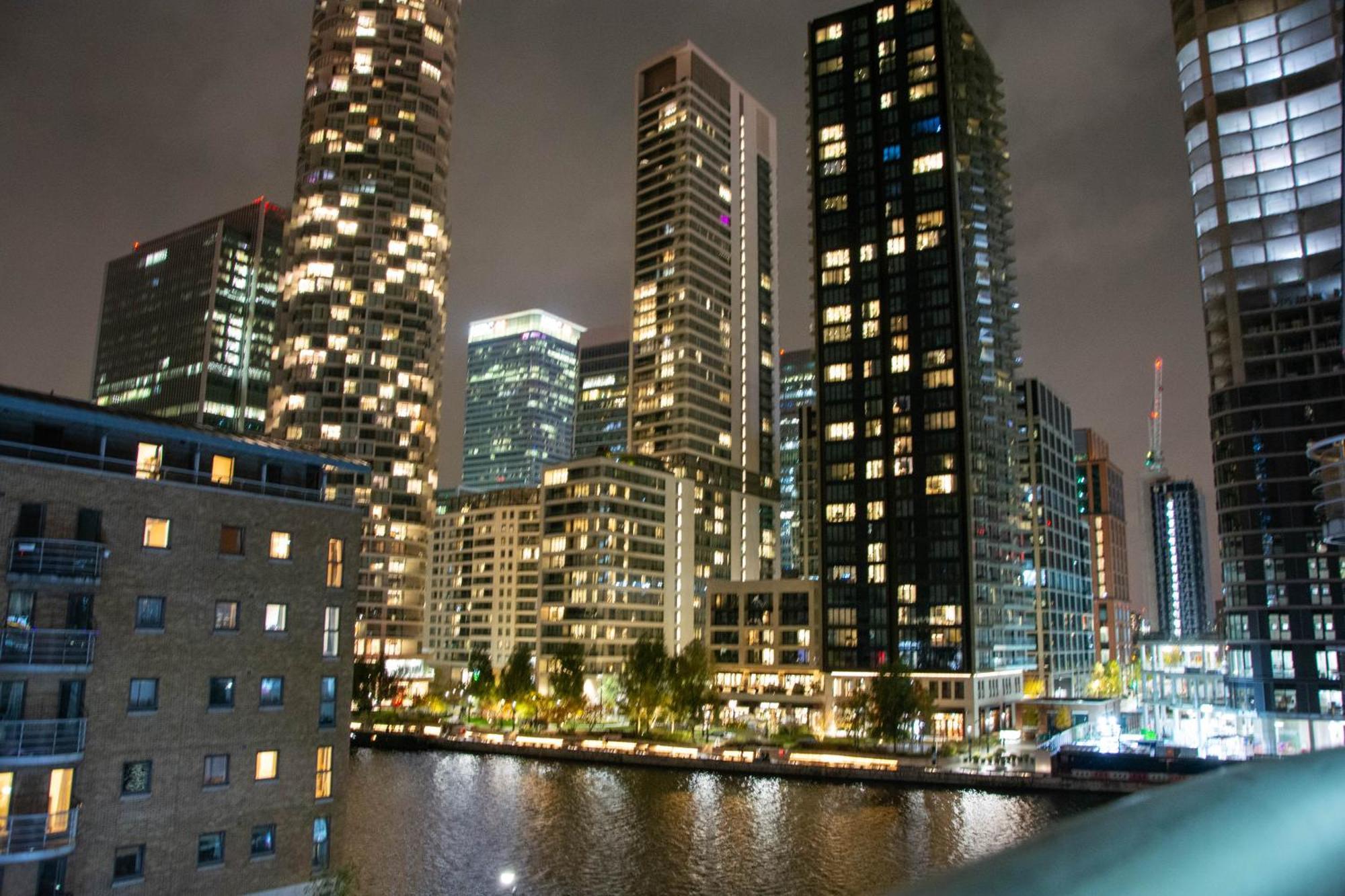Meridian Stays Canary Wharf Close To Excel And O2 ลอนดอน ภายนอก รูปภาพ
